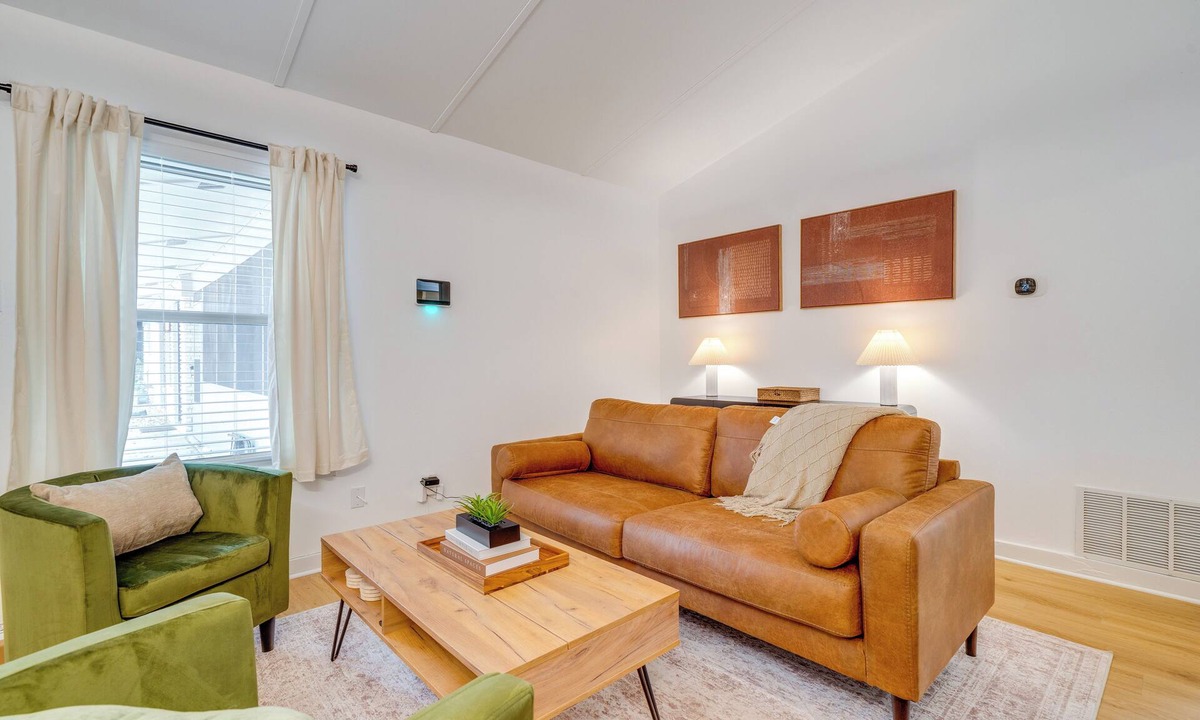 Hancock House | 1 Mi to Campus! Creekside Austin Home w/Game Room