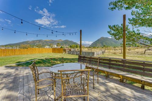 Arroyo Seco House | 10 Mi to Taos Ski Valley: Mtn-View Duplex w/Deck!