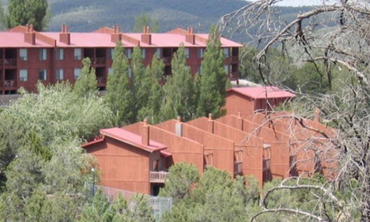 Ruidoso Resort | 2019 Dec23-27 3BR/2BA Ruidoso, NM resort sleeps up to 8 people