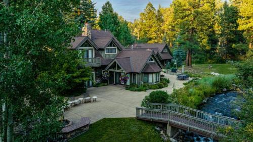 Durango House | 75 county road 245