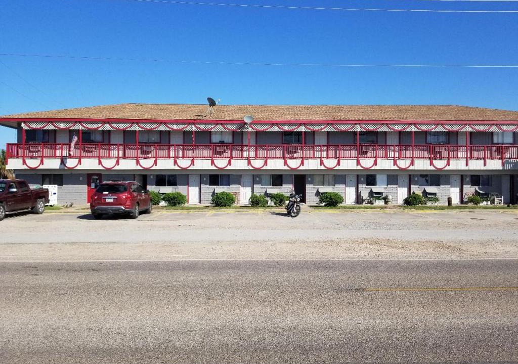Surfside Beach Hotel | Anchor Motel & RV Park