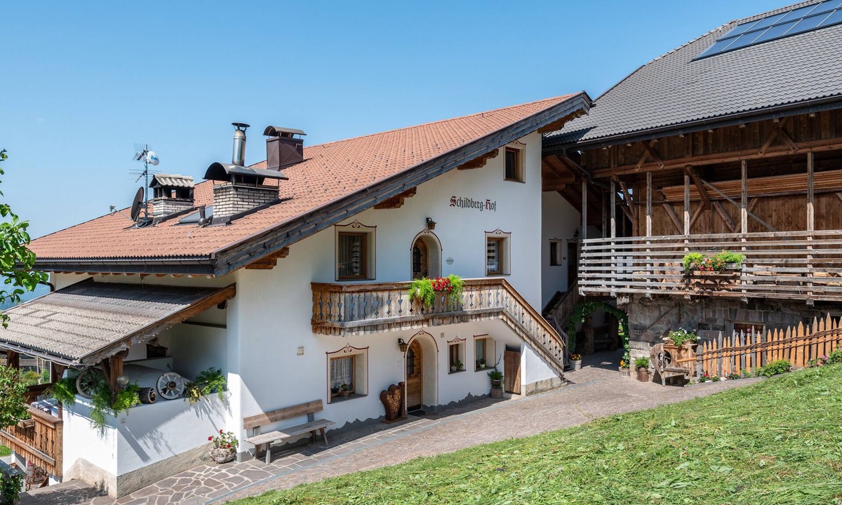 Castelrotto Apartment | Apartment 'Schildberghof Santner' with Mountain View, Balcony & Wi-Fi