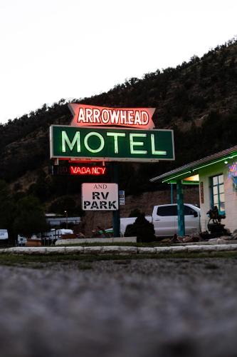 Ruidoso Hotel | Arrowhead Motel and RV Park