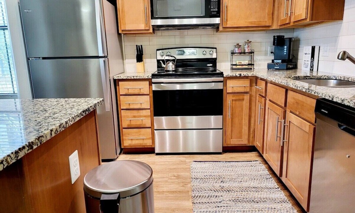 El Paso Apartment | Avalon701 · Corporate Stays El Paso