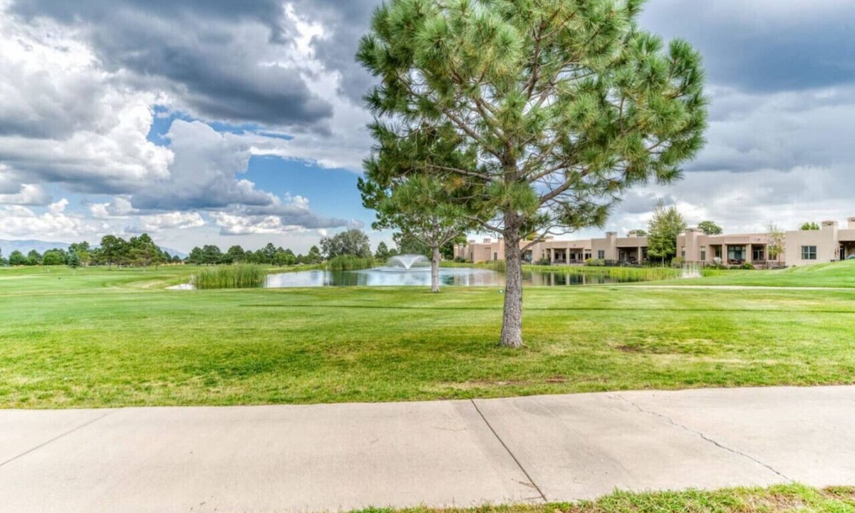Alto House | Back Nine Retreat:Kokopelli Golf Views, Updated,Family-Friendly, Casita, Gameroom