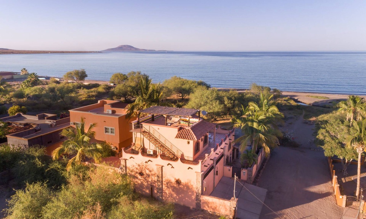 Loreto Villa | Beachfront in Town with amazing views, enjoy Loreto without a car.
