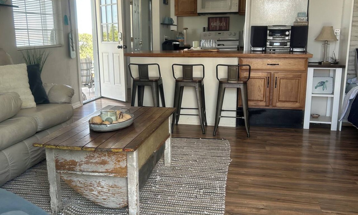 Truth or Consequences Cabin | Beautiful 2-bedroom cozy getaway beachside with outdoor patio and lake toys