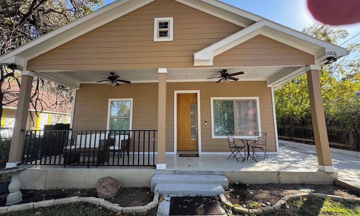 Fort Worth House | Beautiful 3-bedroom house near Downtown Fort Worth & Stockyards