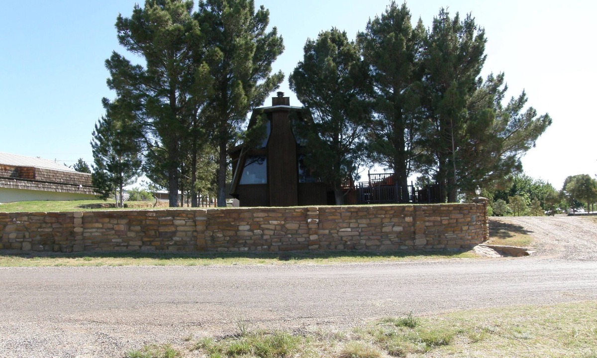 Logan House | Beautiful A-Frame lake house at Ute Lake Logan, NM