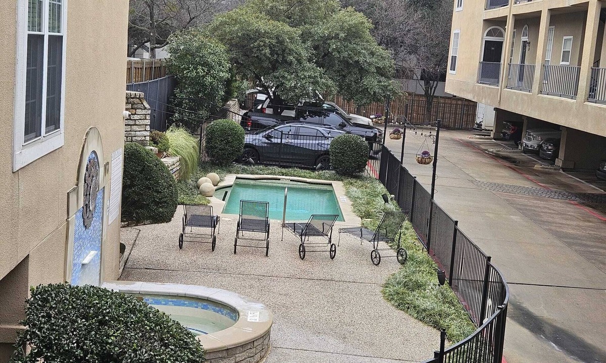 Cityplace Apartment | Beautifully remodeled condo 2b/2bth conveniently in West Village, Uptown Dallas