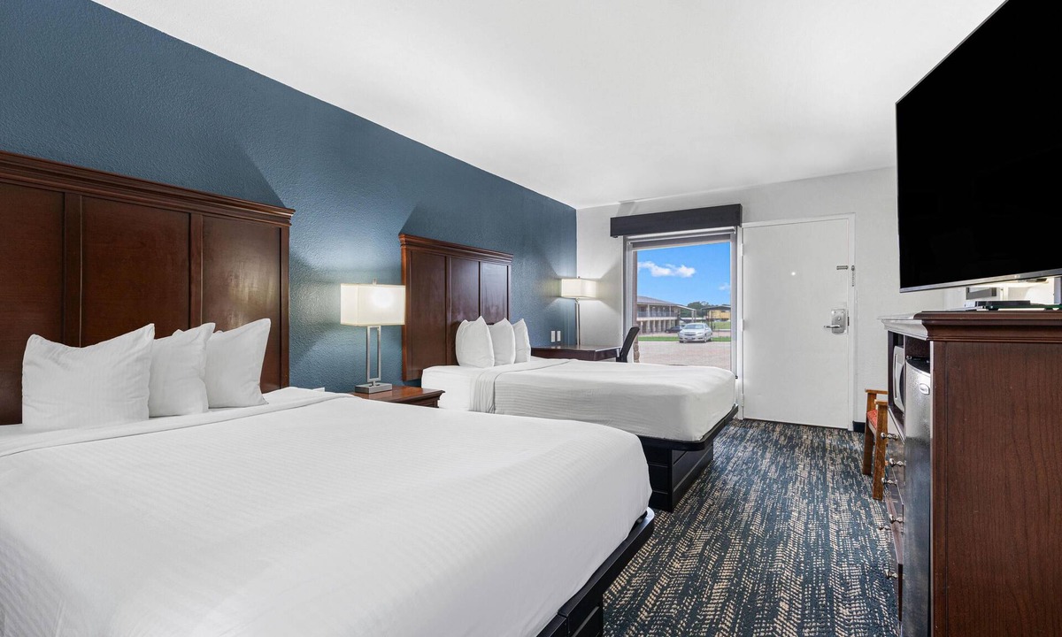 Canton Hotel | Best Western Canton Inn