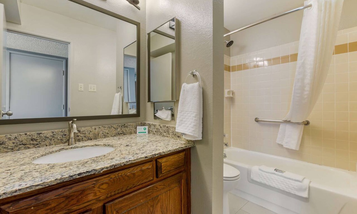 Artesia Hotel | Best Western Pecos Inn