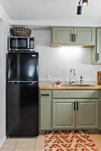 Durango Apartment | Boho Modern Retreat with Mountain Views Unit 1 Durango