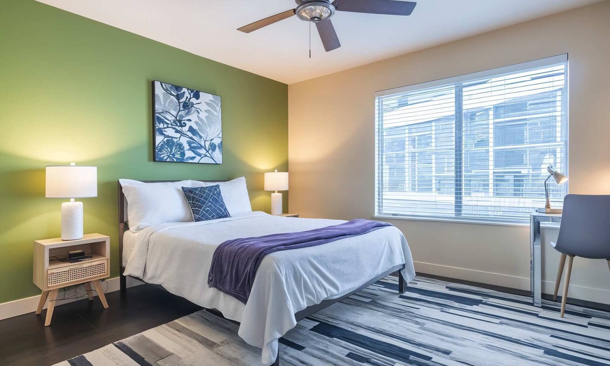 Riverside Apartment | Boulevard Stays Relaxed 1BR King Suite Near Downtown, Pool & Gym Access
