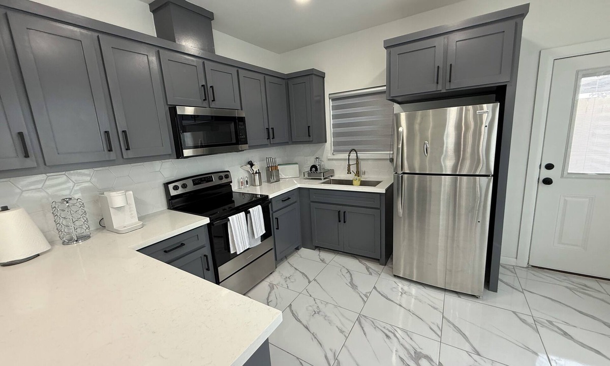 Mission Apartment | Brand New, Spacious & Stylish – Your Perfect Getaway Awaits!