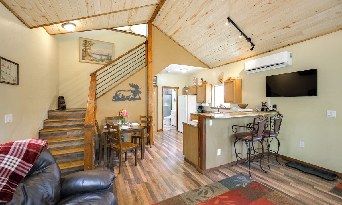 Bayfield Cottage | 'cabin at the Little Ranch' w/Hiking On-site!