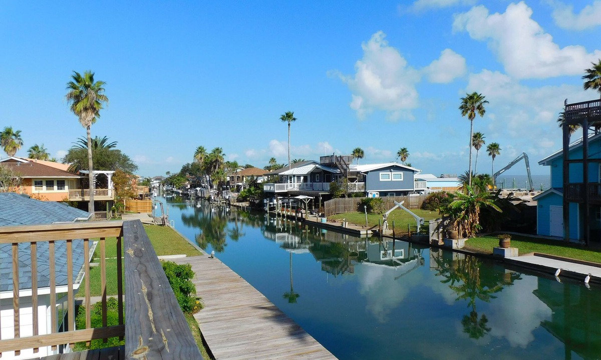 Key Allegro House | Canal Views with Boat Slip on Key Allegro! Spacious and Cozy!