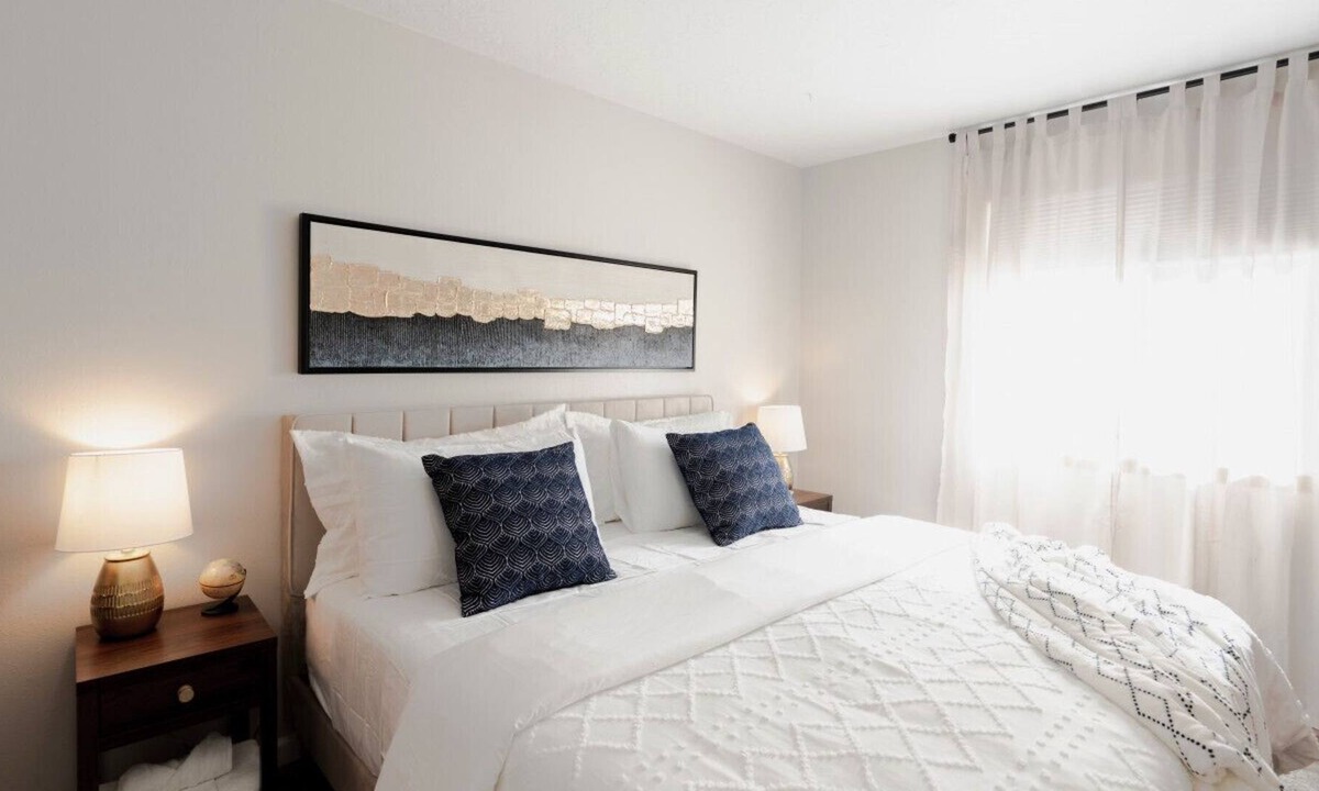 Northeast Heights House | Casa del Encanto · 4/BR,Sleeps 12,Foosball & Grill