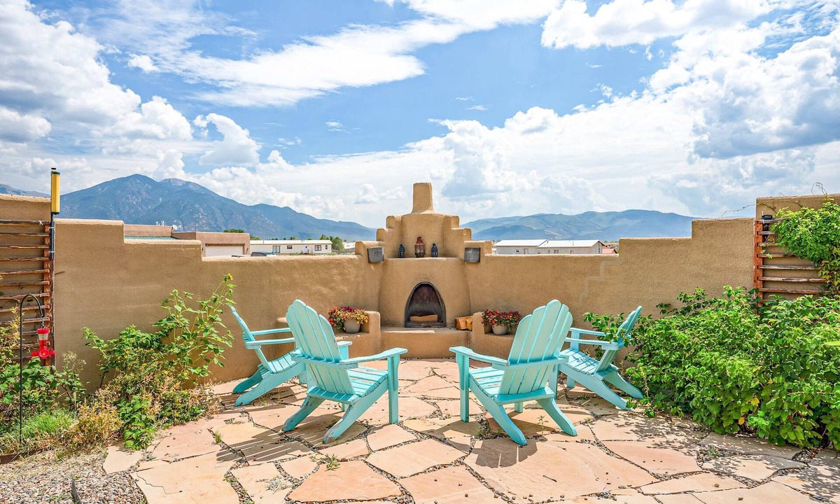 El Prado House | Casa del Sol Naciente - Hot Tub, Huge Views, Patio