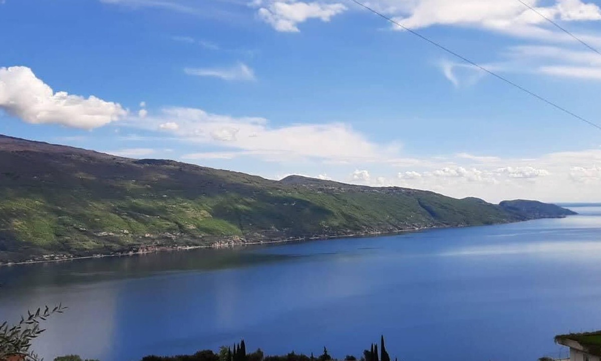 Oldesio Apartment | Casa Maffei TOP apartment 3, 2nd floor, balcony, fantastic lake view, parking