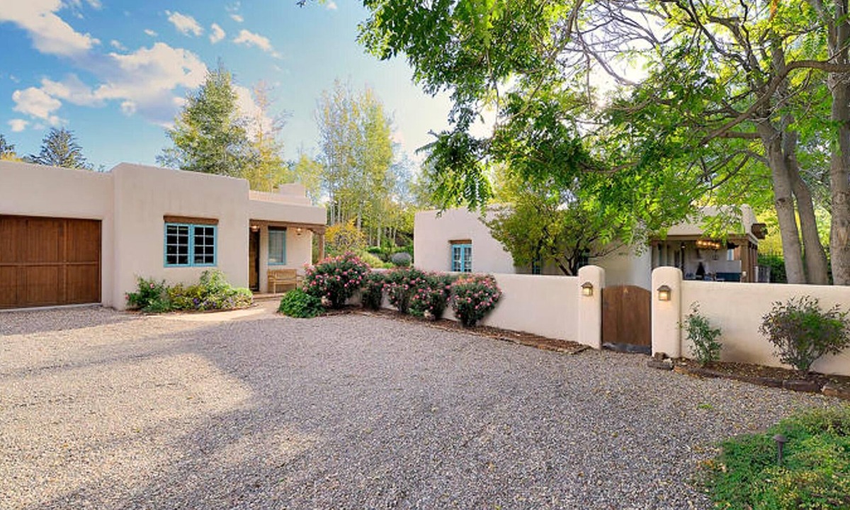 Historic Eastside House | Casa Poco Joya | Cozy Santa Fe Gem with Views