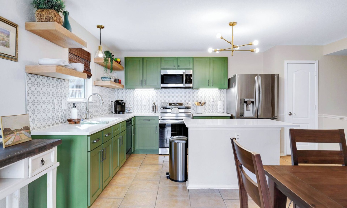 North San Antonio - SAT House | Casa Rosario- a stylish home located 20/30 mins from all the SA attractions!