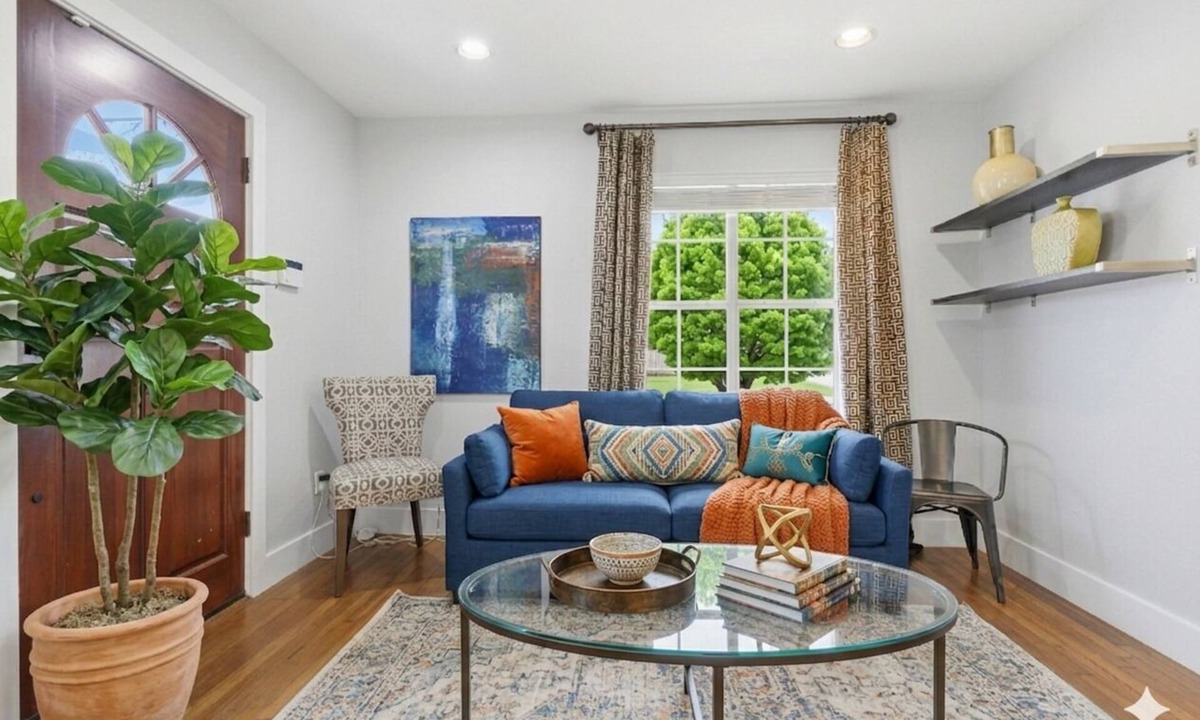 Brentwood House | Central Austin Family Retreat with Southern Charm Near Downtown ❤️