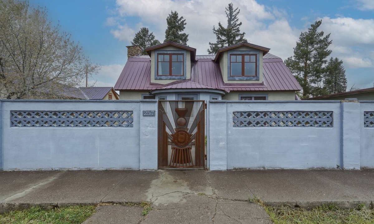 Chama House | Chama Crossing - Historic Home next to Railroad
