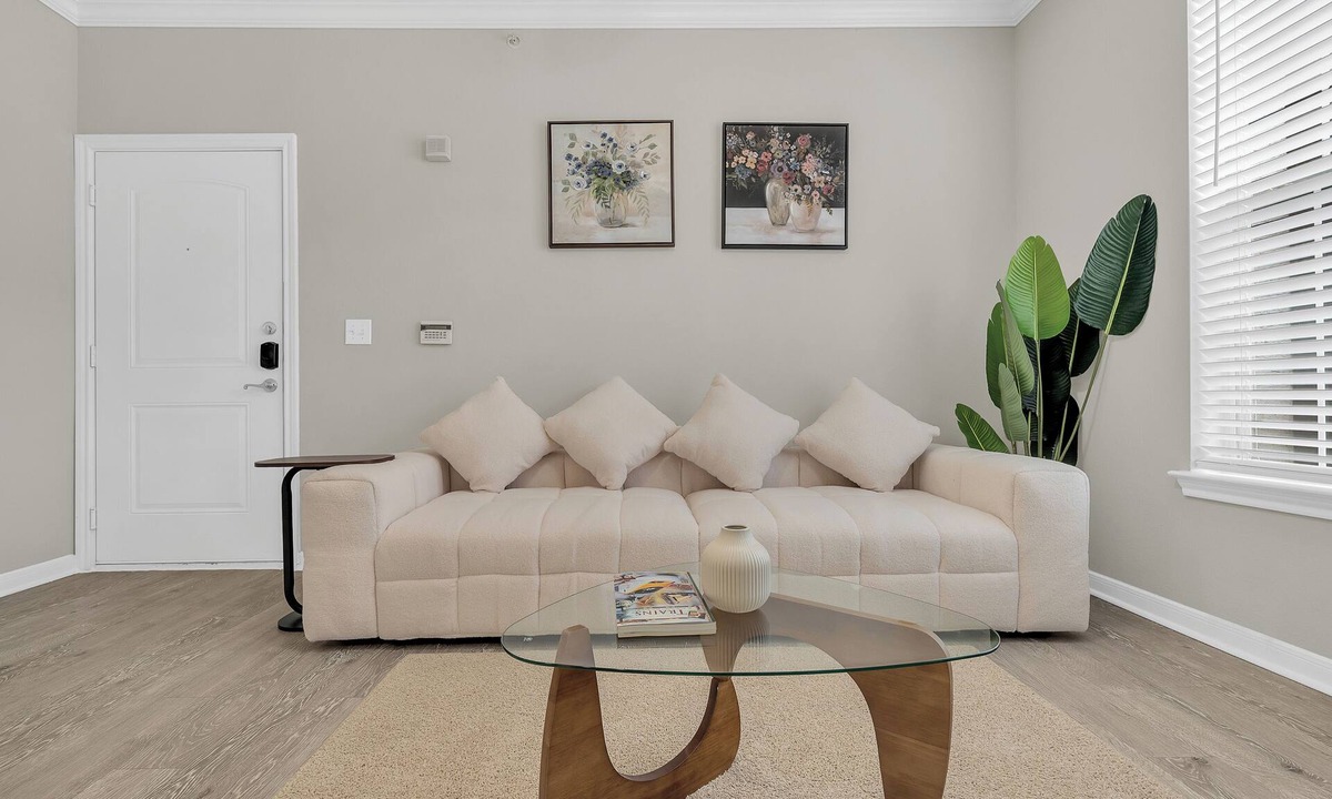 Alden Bridge Apartment | Charming 1BR Near Woodlands Pool & Gym