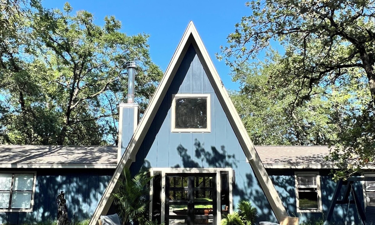 College Station House | Charming 3-bedroom house with AC and WiFi in brilliant Bryan