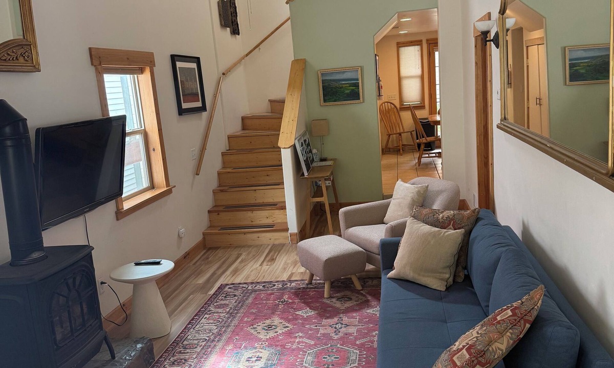 Ouray House | Charming Southwest Victorian in Ouray , Sleeps 8, In town Location