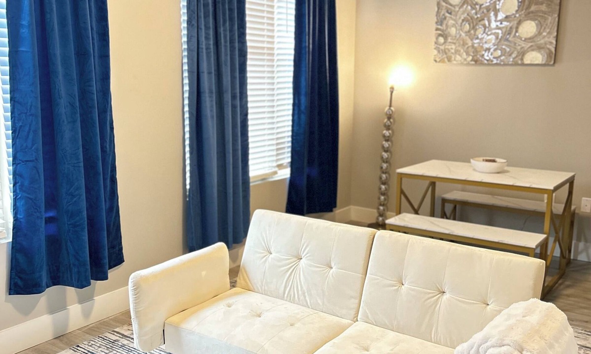 Cityplace Apartment | Chic apartment with WiFi, fitness room in welcoming Dallas