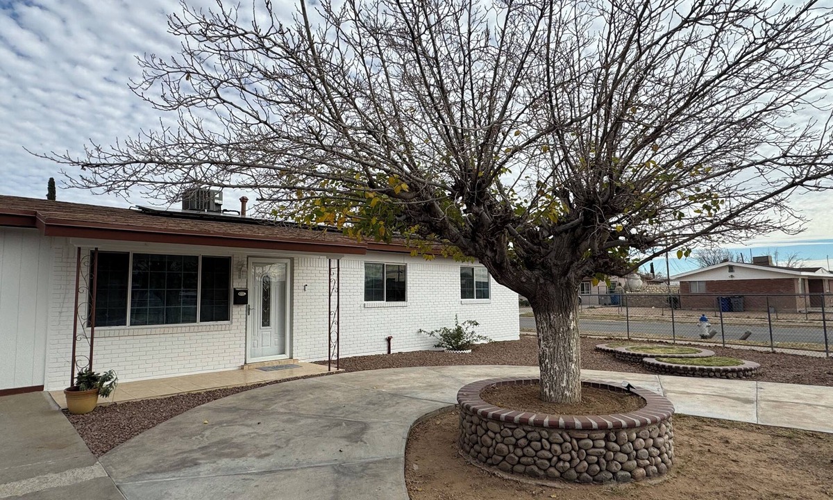Northeast El Paso House | Clean and Comfortable 3BR house + Playroom