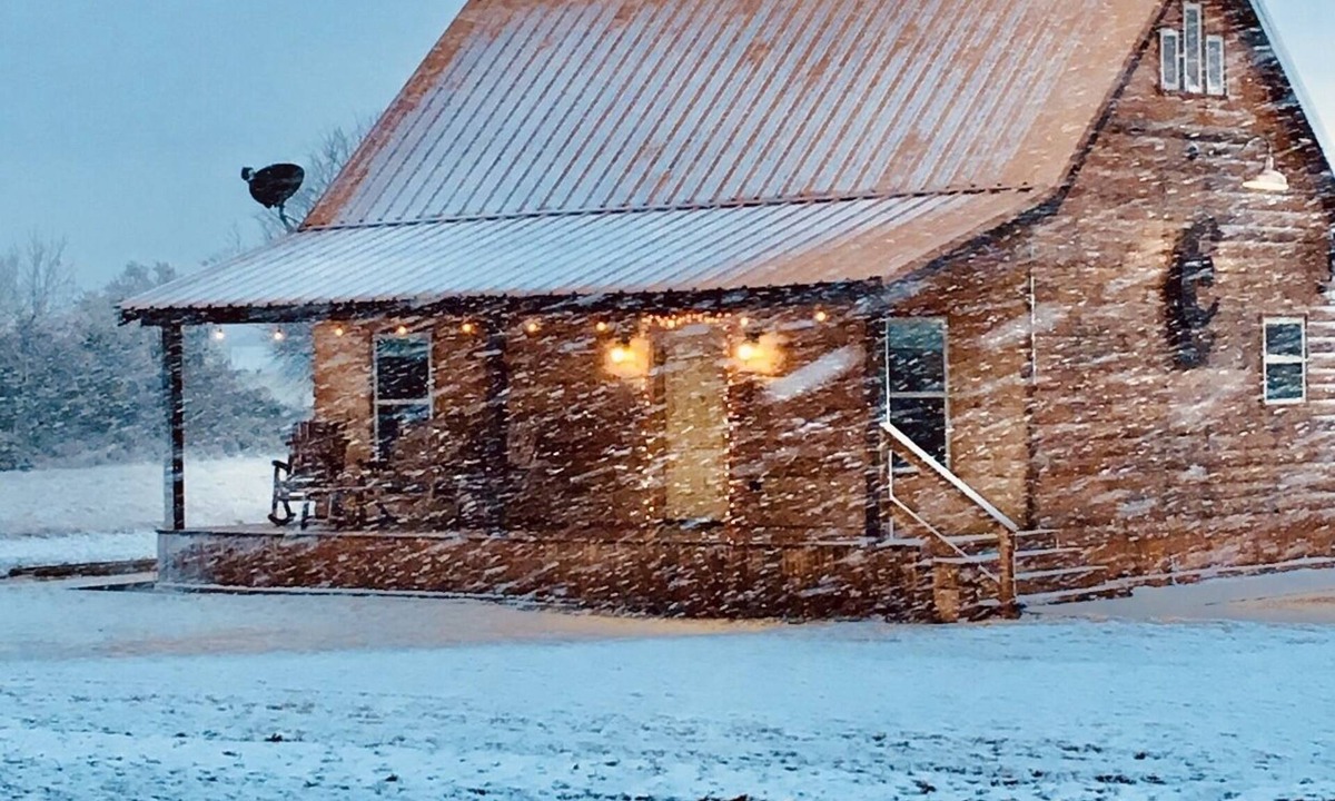 Goldsboro Cabin | Copper Cabin outdoor relaxation and country living at its best