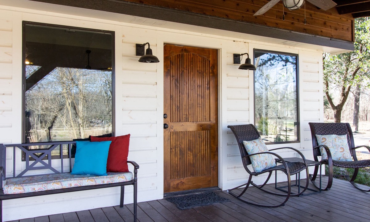 Rockwall House | Country Retreat near Dallas: fishing, fire pit, fireplace, available in Sept.