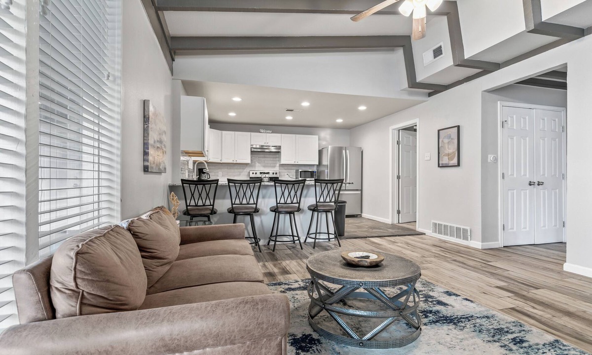 Arlington Heights House | Cowtown Cottage in the heart of Fort Worth!