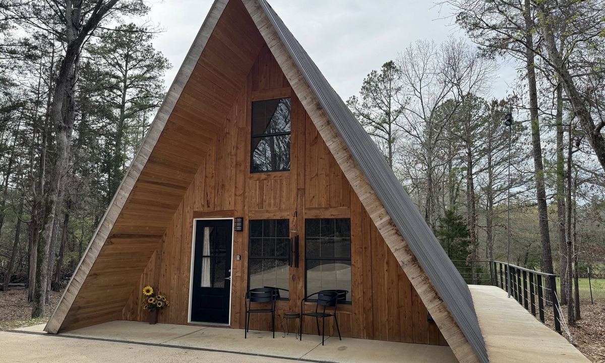 Lindale Cabin | Coyote Creek A-Frame Cabin with Firepit, Nature Trail, Games, Outside Activities