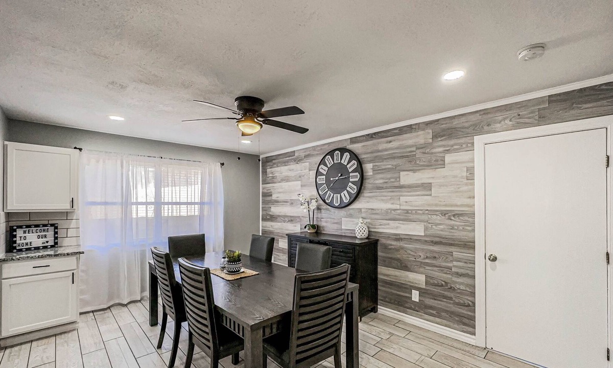 Biggs Field House | Cozy Casita in El Paso Near Airport