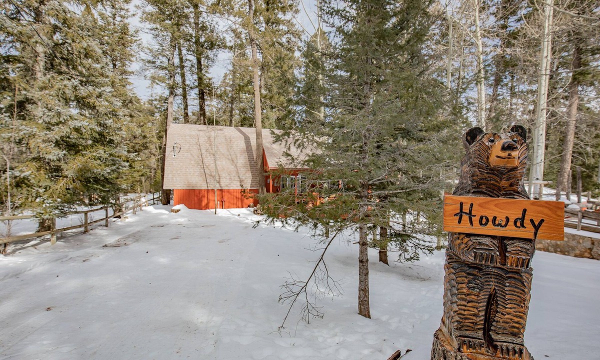 Cloudcroft House | Cozy cottage nestled in the middle of Cloudcroft