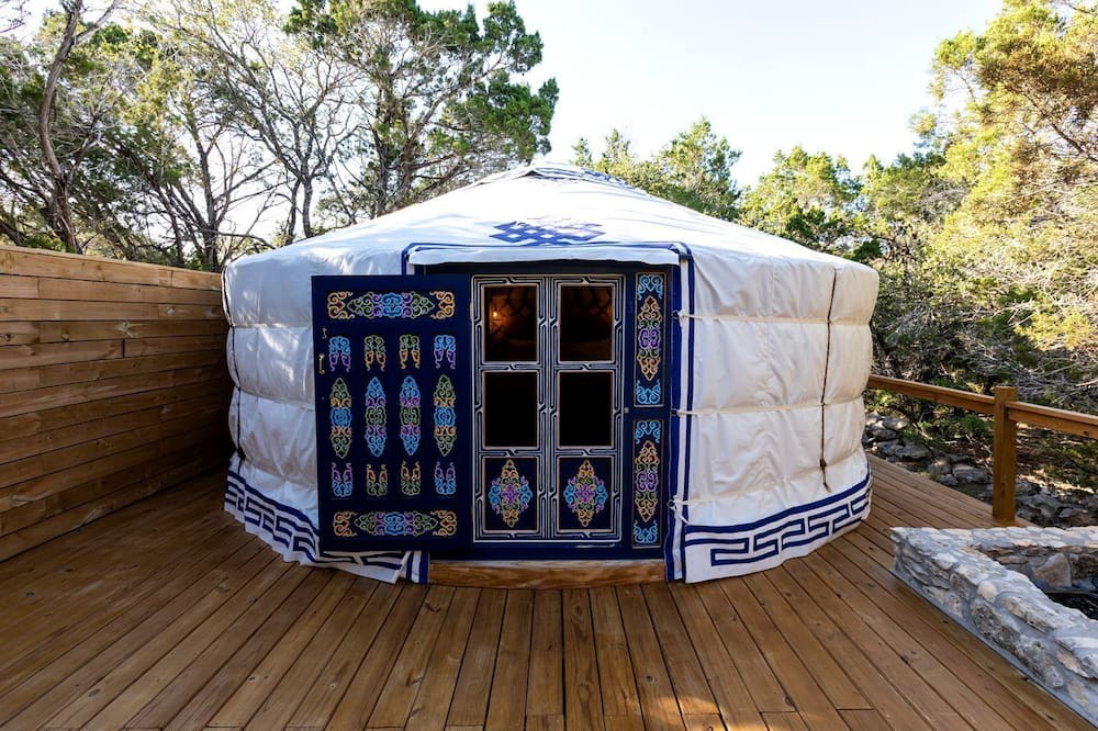 Dripping Springs Cabin | Cozy Couples Yurt with Hot Tub in Dripping Springs, Texas