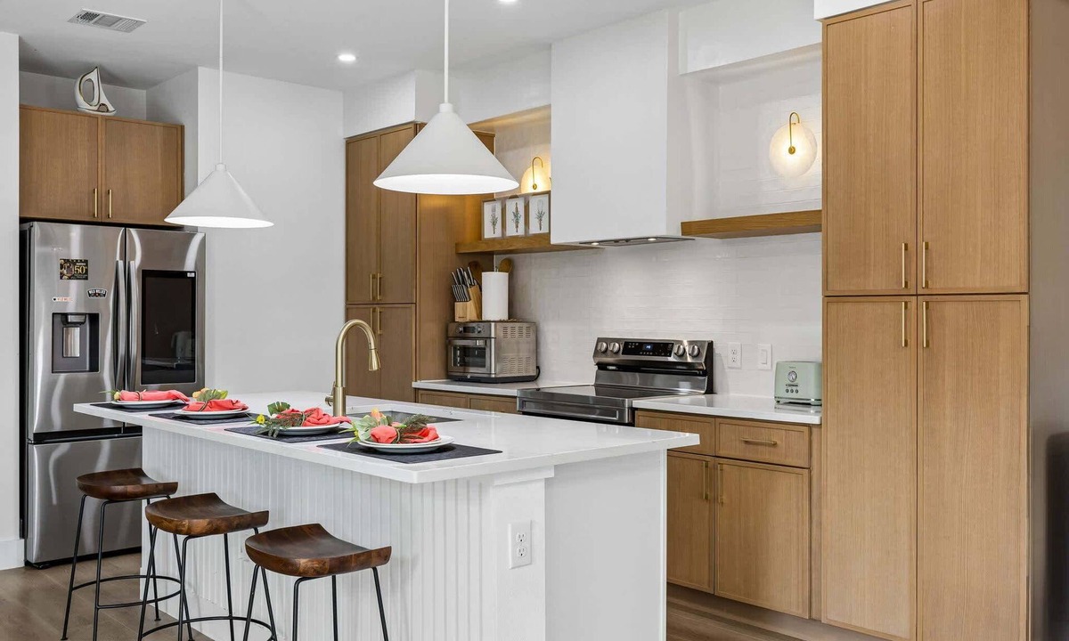 South Dallas - Fair Park House | Cozy East Dallas Escape Minutes to Deep Ellum