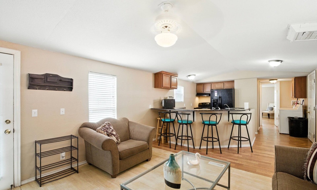 Mesilla Park House | Desert Haven Cozy 2-Bedroom Mobile Home Near NMSU 2 Home
