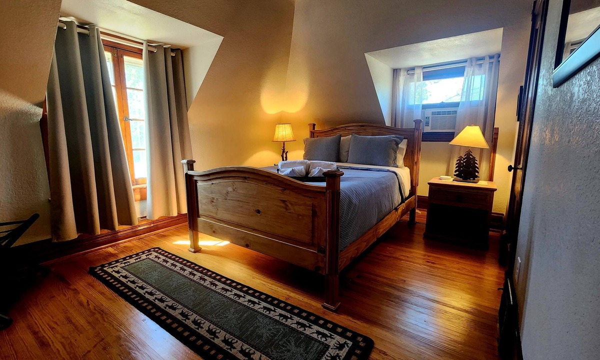 Northside Bed & Breakfast | Downen House Bed & Breakfast