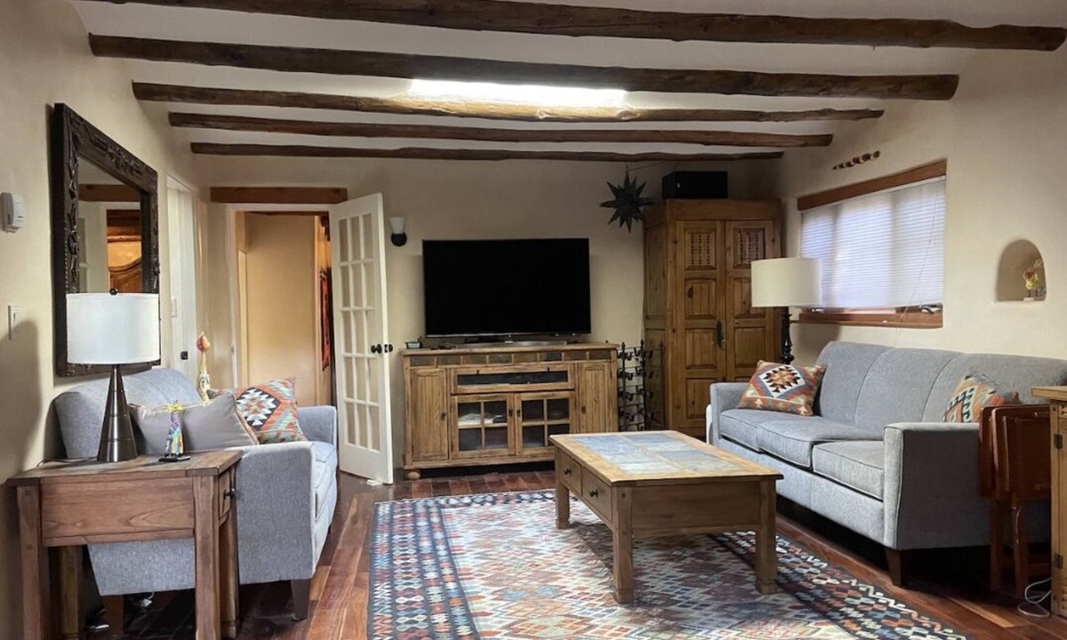 Historic Eastside House | Fabulous Eastside Historic Adobe Home walking distance to Plaza