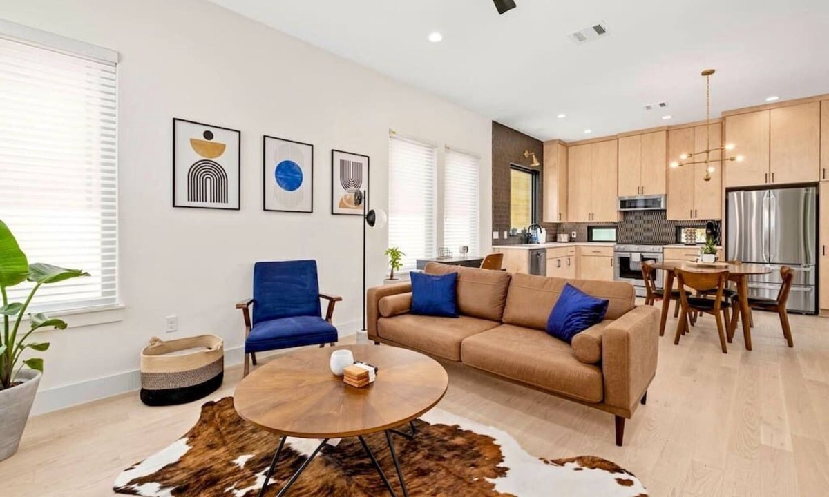 Riverside House | Full Modern Home - Quiet Oasis Close to Downtown w/Private Yard, 1 Car Garage
