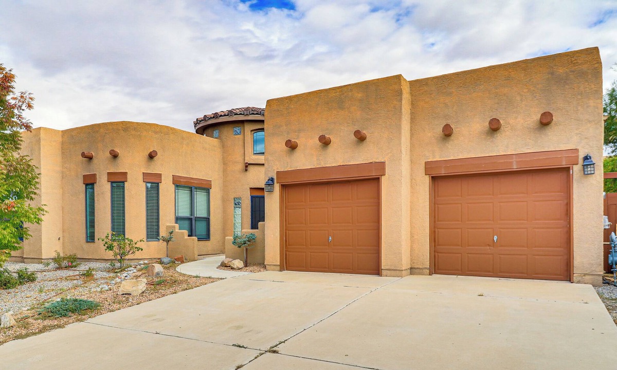 Rio Rancho House | Furnished Rio Rancho Rental w/Patio & Yard