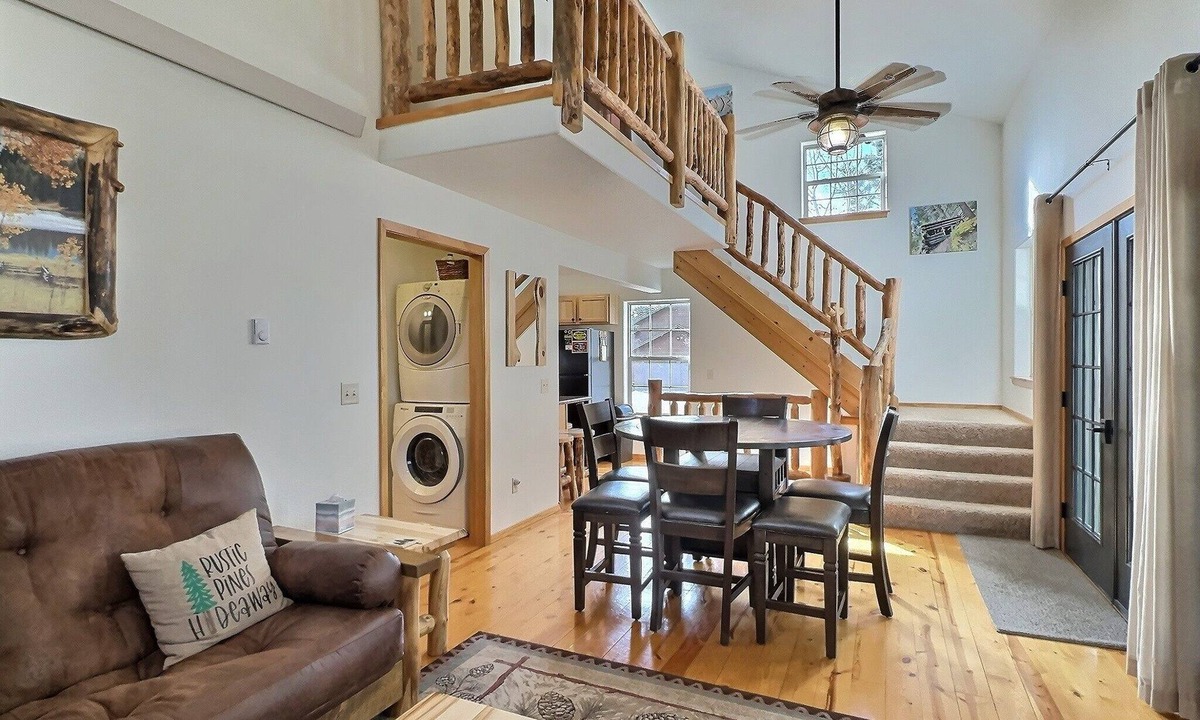 Lead House | Great Terry Peak location with hot tub & garage