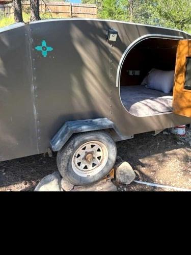 Mayhill House | Groovy Glamping Village & Teardrop Retreat with Outdoor Kitchen near Sacramento Mountains, Mayhill New Mexico