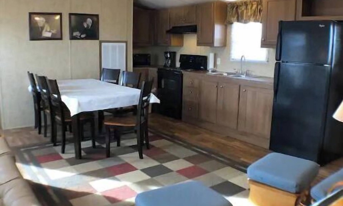 Whites City House | Guadalupe Getaway