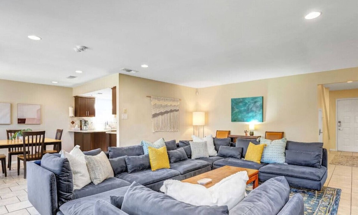 Barrington Oaks House | Heathrow xxxxxxxxxxx